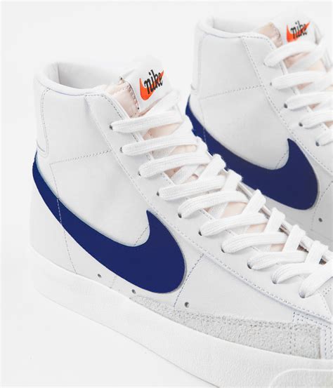 navy blue blazers nike.